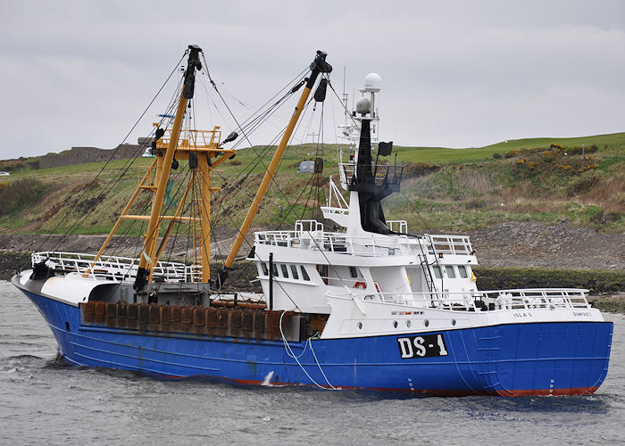 Photograph of the vessel fv Isla S pictured departing Aberdeen on 15th May 2013