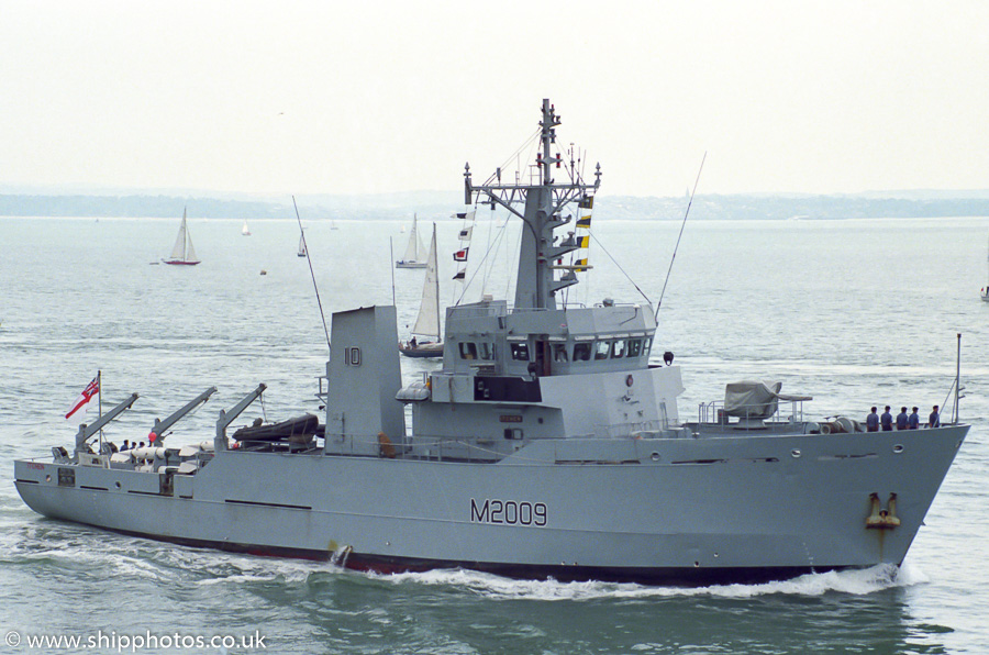 Photograph of the vessel HMS Itchen pictured arriving in Portsmouth Harbour on 2nd July 1989