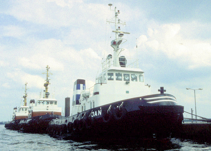 Photograph of the vessel  Jan pictured at Hamburg on 27th May 1998