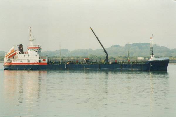 Photograph of the vessel  Jaynee W pictured at Southampton on 18th April 1999