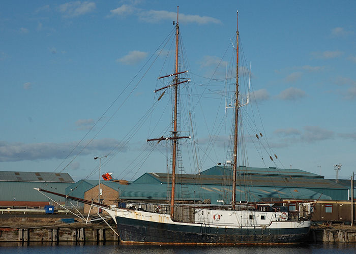 Photograph of the vessel  Jean de la Lune pictured at Leith on 20th March 2010