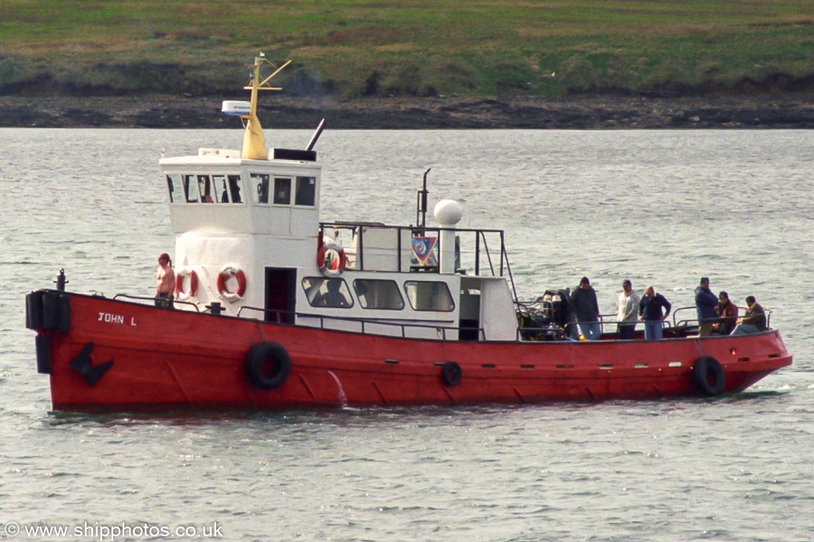 John L pictured at Houton on 9th May 2003