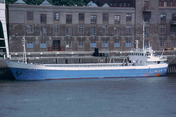 Photograph of the vessel  Jutta-B pictured at Hamburg on 27th May 2001
