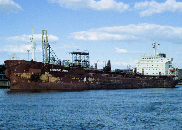 Photograph of the vessel  Kenwood Park pictured in Rotterdam on 20th April 1997