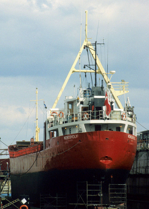 Photograph of the vessel  Kongsholm pictured in Rotterdam on 20th April 1997