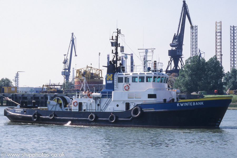 Kwintebank pictured in Rotterdam on 17th June 2002