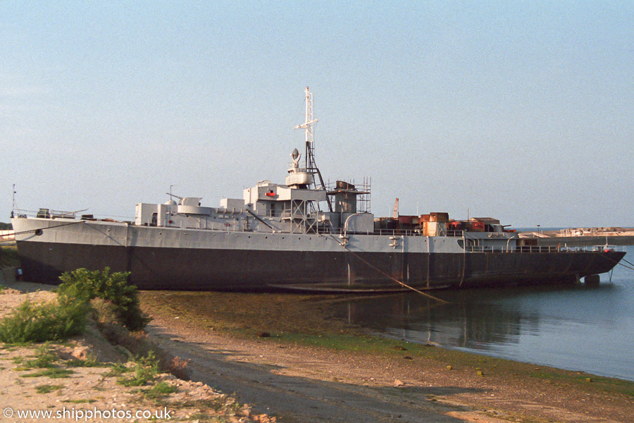 Photograph of the vessel  La Decouverte pictured at Cherbourg on 24th August 1989