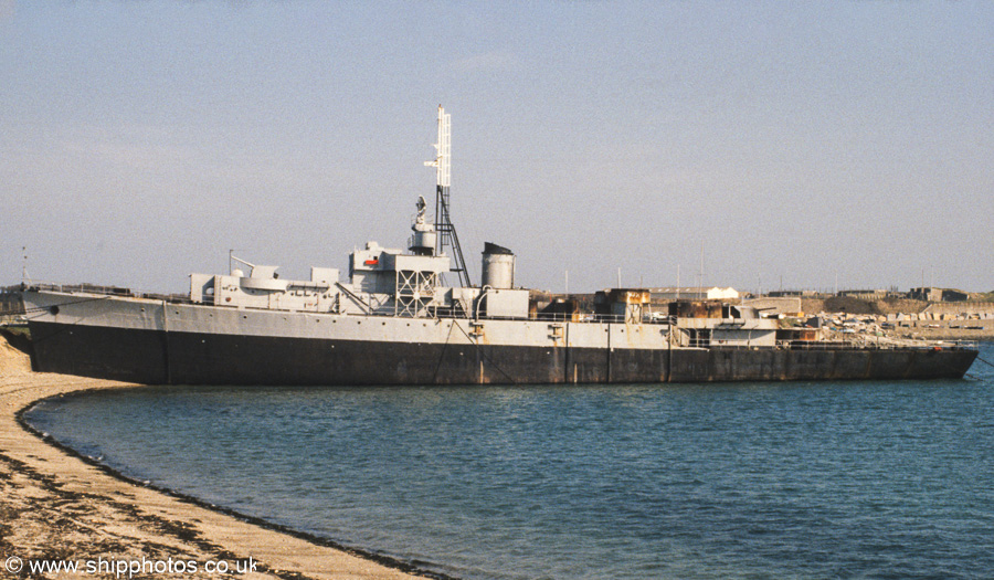 Photograph of the vessel  La Decouverte pictured beached at Querqueville on 17th March 1990