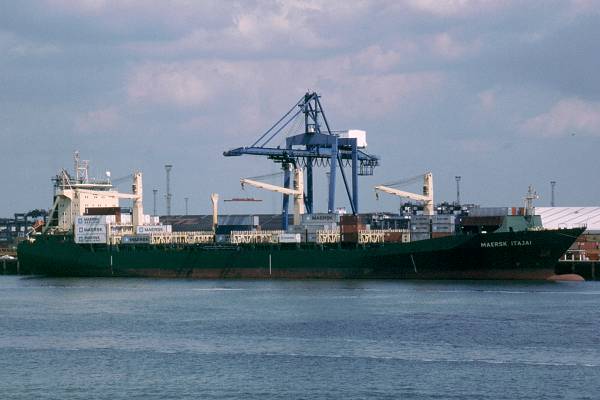 Photograph of the vessel  Maersk Itajai pictured in Felixstowe on 30th May 2001