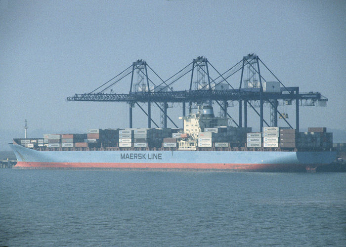  Majestic Mærsk pictured at Felixstowe on 15th April 1996