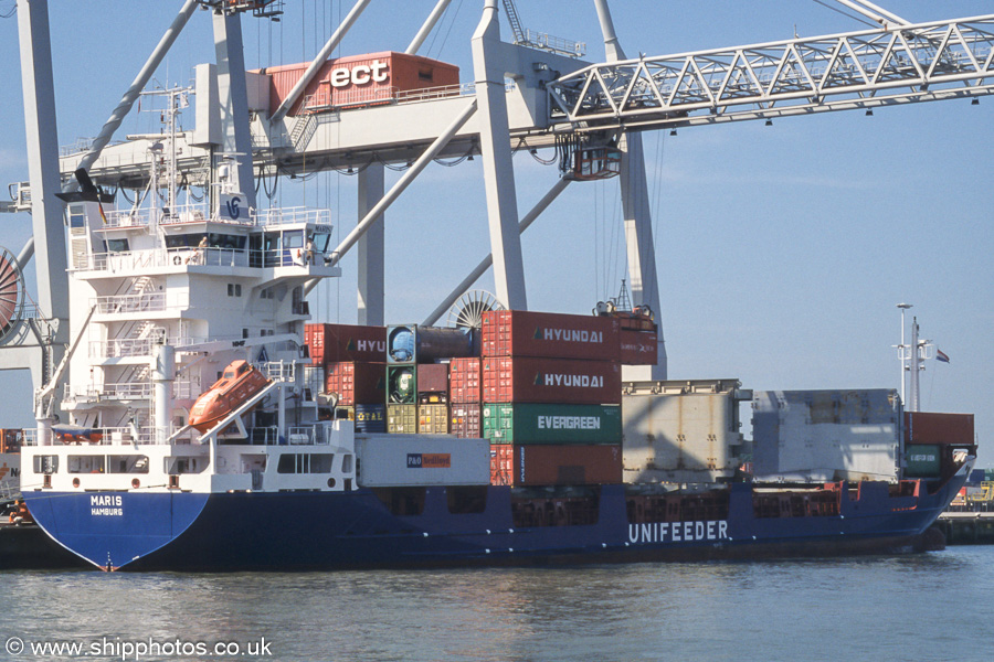 Photograph of the vessel  Maris pictured in Prins Willem Alexanderhaven, Rotterdam on 17th June 2002