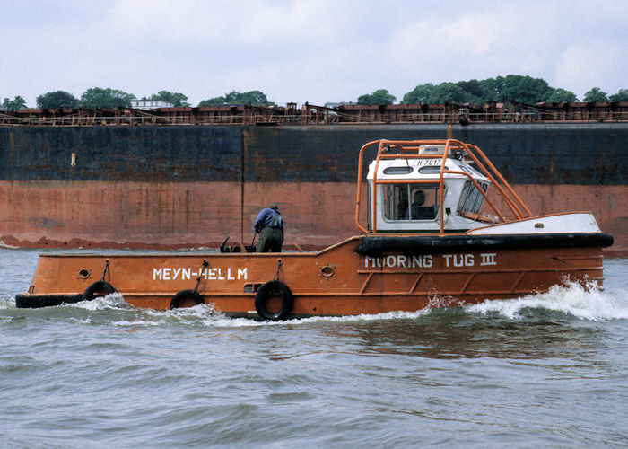 Photograph of the vessel  Mooring Tug III pictured at Hamburg on 27th May 1998
