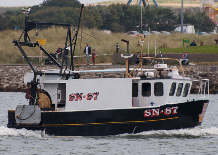 Photograph of the vessel fv Morning Star pictured passing North Shields on 24th August 2014