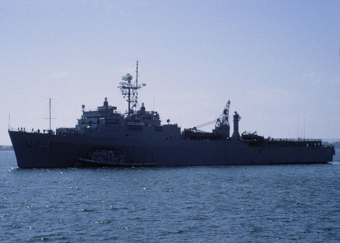 Mount Vernon pictured arriving at San Diego on 16th September 1994