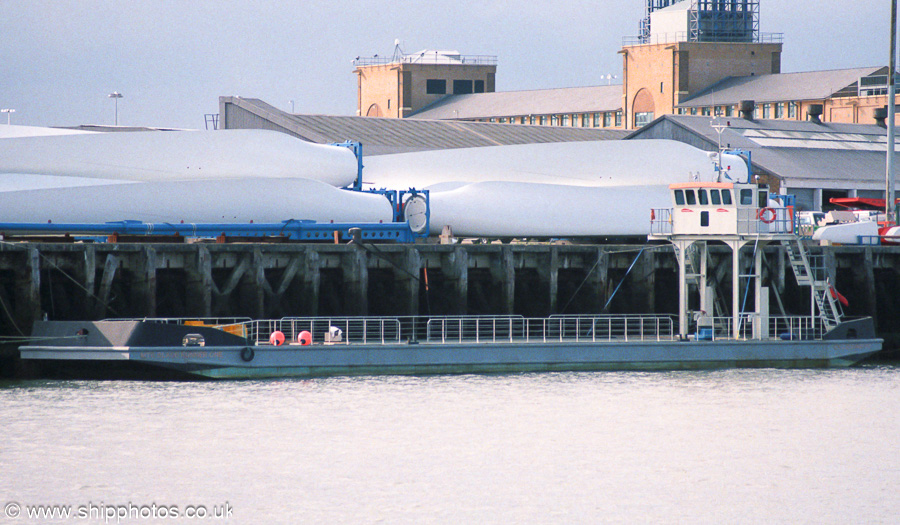 Photograph of the vessel  MTB Blade Runner One pictured at Southampton on 22nd September 2001