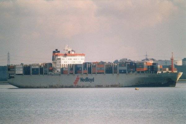 Photograph of the vessel  Nedlloyd Africa pictured arriving in Southampton on 12th October 2000
