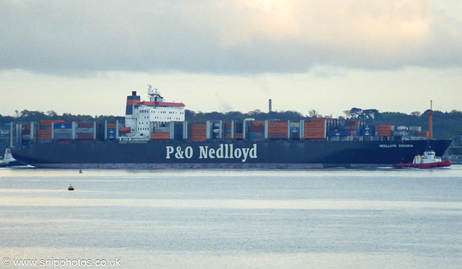 Photograph of the vessel  Nedlloyd Oceania pictured arriving at Southampton on 18th April 2002