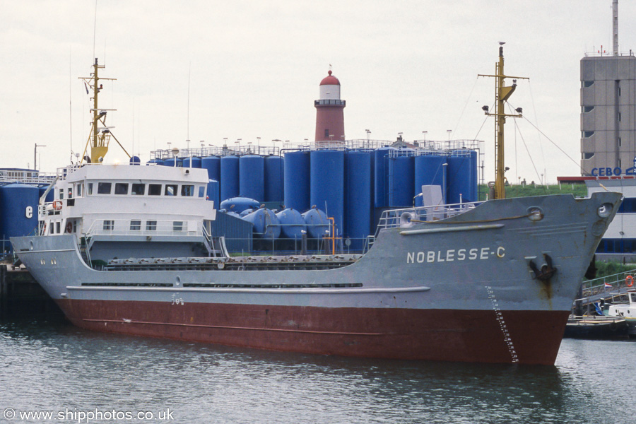 Noblesse-C pictured at Aberdeen on 8th May 2003