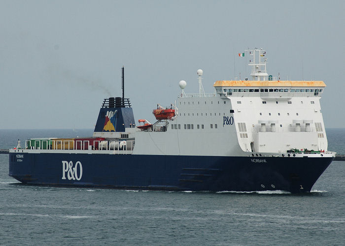 Photograph of the vessel  Norbank pictured arriving at Dublin on 15th June 2006