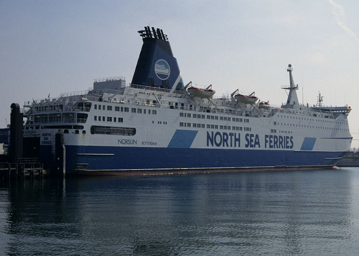 Photograph of the vessel  Norsun pictured in Beneluxhaven, Europoort on 14th April 1996