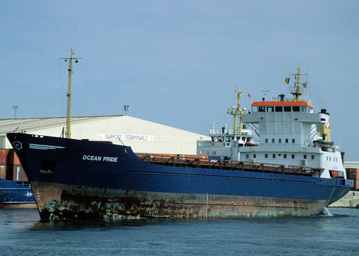 Photograph of the vessel  Ocean Pride pictured in Antwerp on 19th April 1997