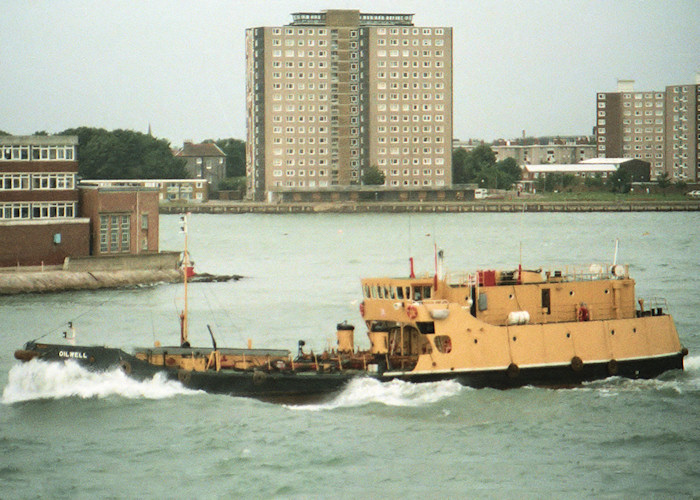 Photograph of the vessel RMAS Oilwell pictured departing Portsmouth Harbour on 25th July 1988