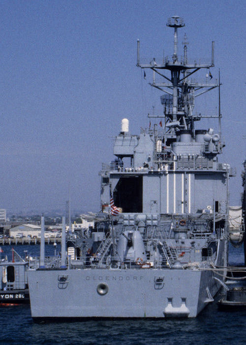 Photograph of the vessel USS Oldendorf pictured at San Diego on 16th September 1994