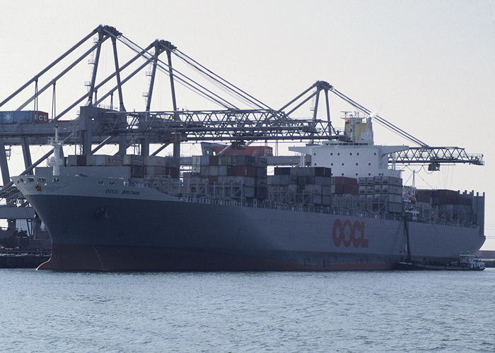 Photograph of the vessel  OOCL Britain pictured in Europahaven, Europoort on 14th April 1996