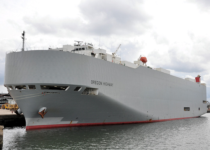 Photograph of the vessel  Oregon Highway pictured at Southampton on 6th August 2011