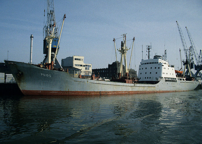  Paide pictured at Lloydkade, Rotterdam on 27th September 1992