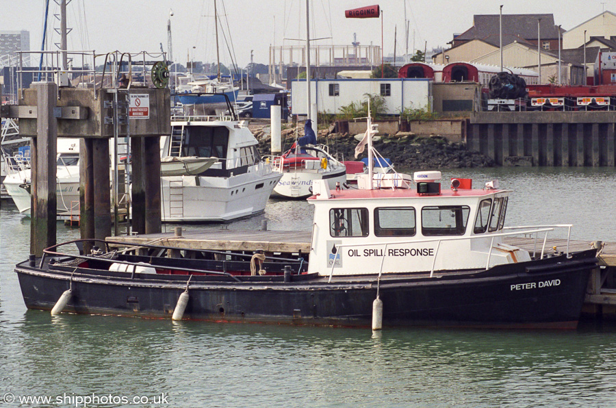 Photograph of the vessel  Peter David pictured at Northam, Southampton on 22nd September 2001