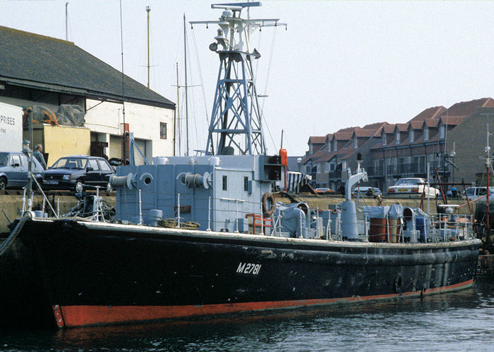 XSV Portisham pictured in Camber Dock, Portsmouth on 21st April 1990