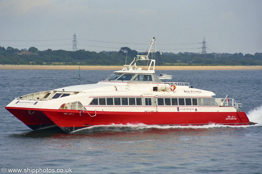  Red Jet 3 pictured on Southampton Water on 6th July 2002