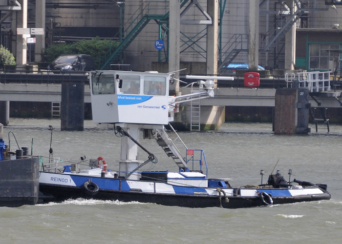 Photograph of the vessel  Reinod 1 pictured passing Vlaardingen on 22nd June 2012