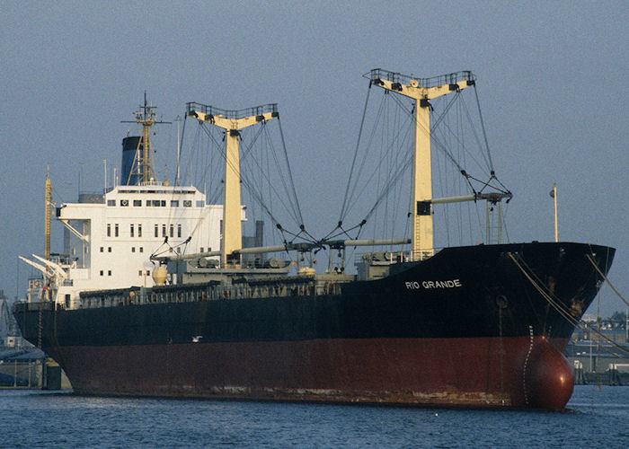 Rio Grande pictured in Maashaven, Rotterdam on 27th September 1992
