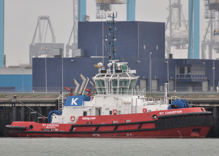 Photograph of the vessel  RT Champion pictured in Yangtzehaven, Europoort on 24th June 2012