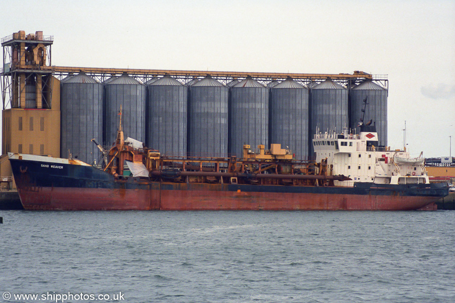 Sand Weaver pictured at Southampton on 3rd May 2003