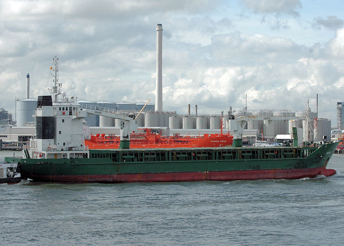 Photograph of the vessel  Saphir pictured under tow past Vlaardingen on 21st June 2010