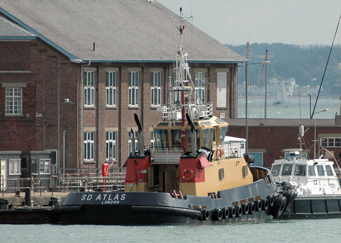  SD Atlas pictured at Gosport on 14th August 2010