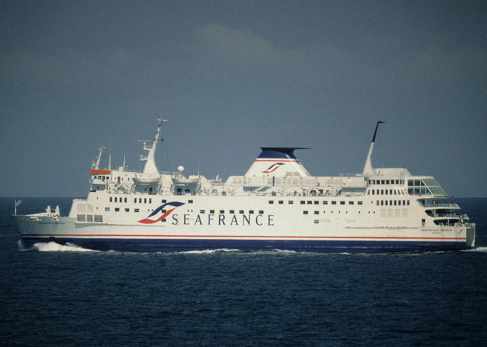 Photograph of the vessel  Seafrance Renoir pictured in the Straits of Dover on 18th April 1997