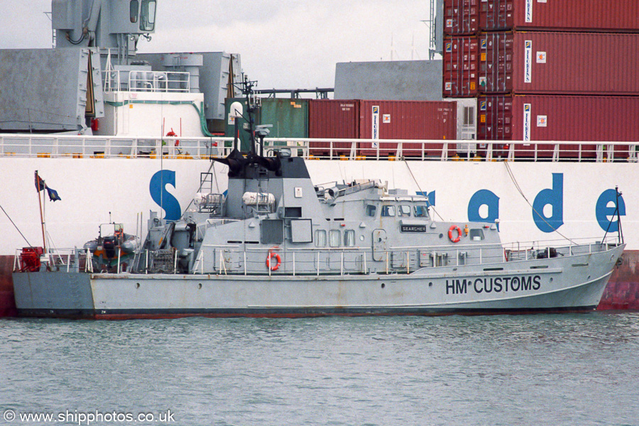 Photograph of the vessel  Searcher pictured at Southampton on 22nd July 2001