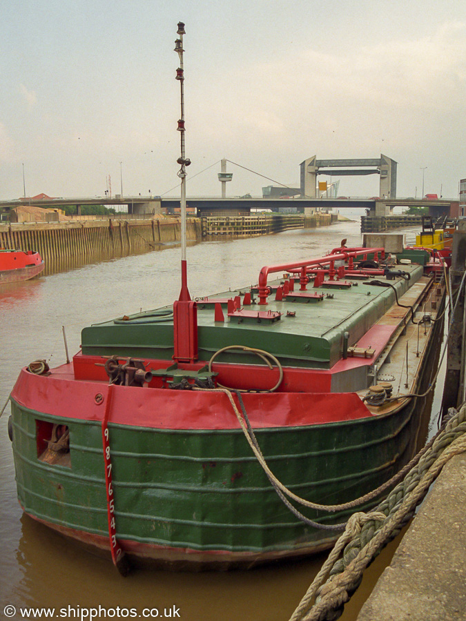 Photograph of the vessel  Selby Paradigm pictured on the River Hull on 10th August 2002