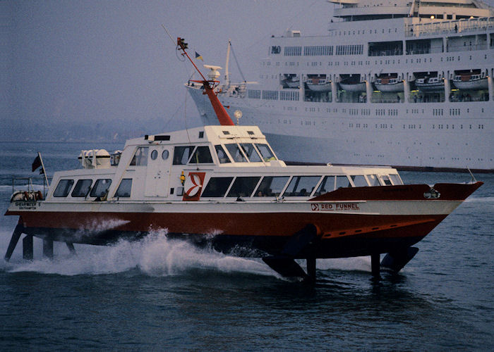  Shearwater 5 pictured at Southampton on 21st April 1990