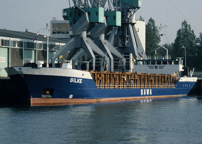  Silke pictured in Ijsselhaven, Rotterdam on 27th September 1992