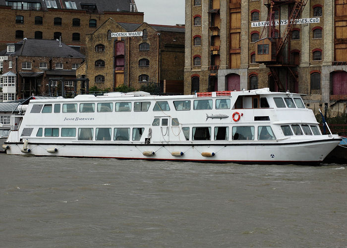 Photograph of the vessel  Silver Barracuda pictured at Wapping on 1st May 2006