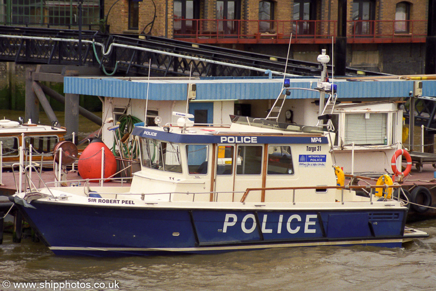 Sir Robert Peel pictured at Wapping on 3rd May 2003
