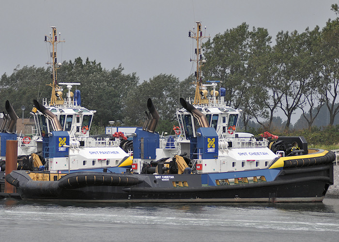 Photograph of the vessel  Smit Cheetah pictured in Scheurhaven, Europoort on 26th June 2011