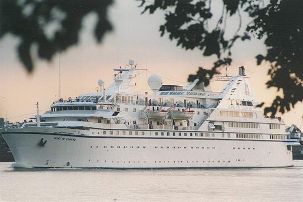 Photograph of the vessel  Song of Flower pictured on the Thames passing Greenwich on 14th August 1995