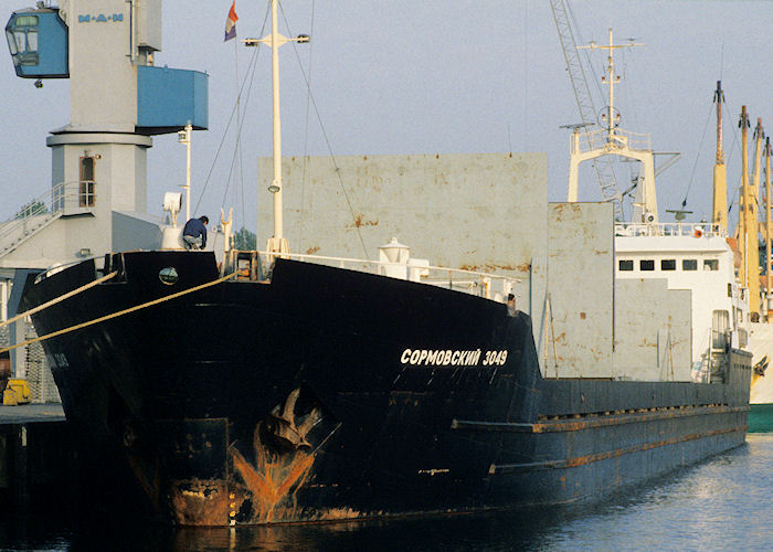  Sormovskiy-3049 pictured in Waalhaven, Rotterdam on 27th September 1992