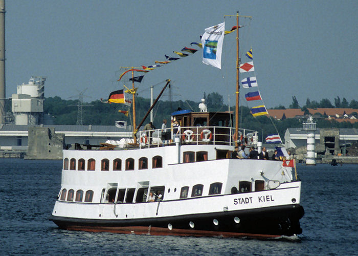 Photograph of the vessel  Stadt Kiel pictured at Kiel on 7th June 1997